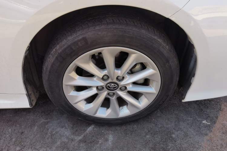 Used Toyota Corolla 2021 Dual-Motor 1.8L E-CVT Elite Edition
