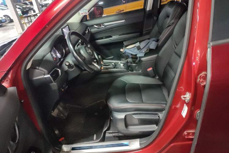 Used Mazda CX-5 2017 2.0L Automatic 2WD ZhiShang Trim China V Standard
