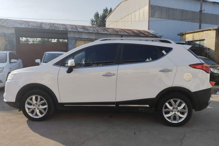 Used  Refine S3 2014 1.5L CVT Luxury Smart Model
