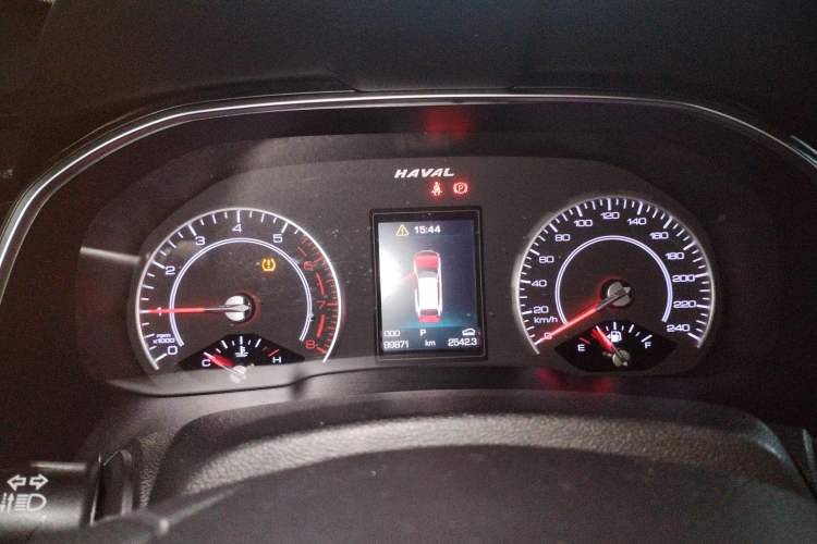 Used Haval H6 2017 Red Label 2.0T Automatic Two-Wheel Drive ZhiShang Model