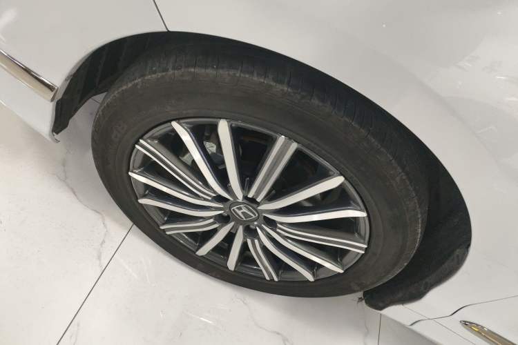 Used Honda Elysion 2024 2.0L eHEV Ultimate Edition
