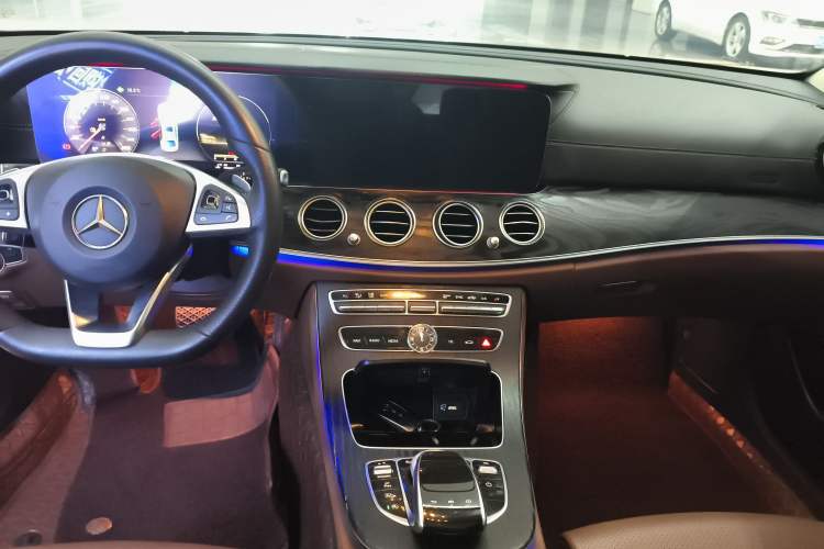 Used Mercedes-Benz E-Class 2016 E 200 L Sport Edition