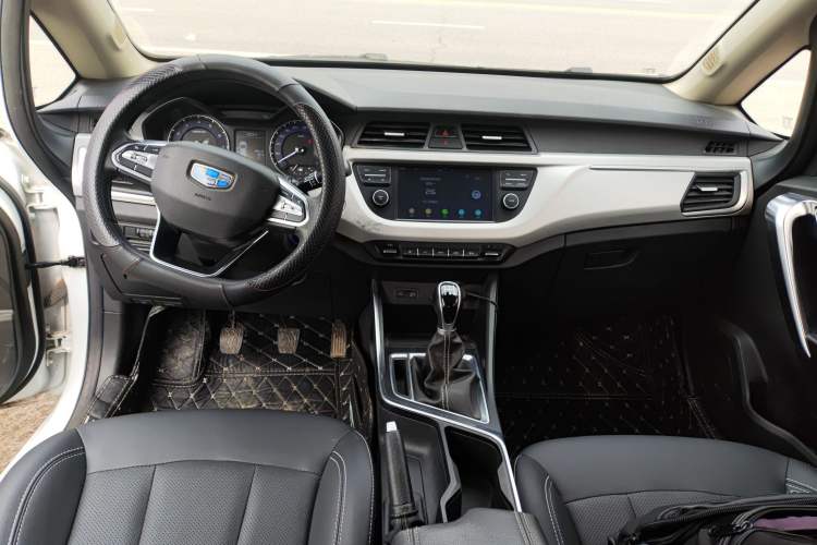 Used Geely Auto Vision X3 2020 1.5L Manual Elite Edition