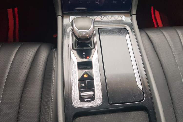 Used Hongqi H5 2023 2.0T Automatic Smart Connect Flagship Edition
