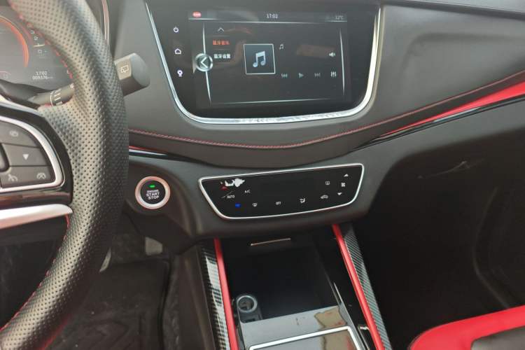 Used SWM G01FF 2022 Updated Version 1.5T DCT Platinum Edition
