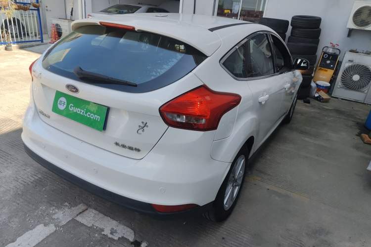 Used Ford Focus 2015 Hatchback 1.6L Automatic Fashion Edition
