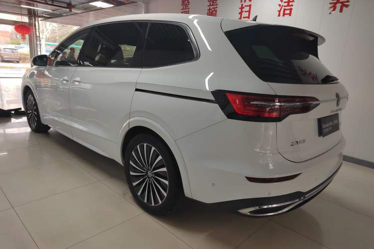 Used Volkswagen Viloran 2020 380TSI Prestige Edition
