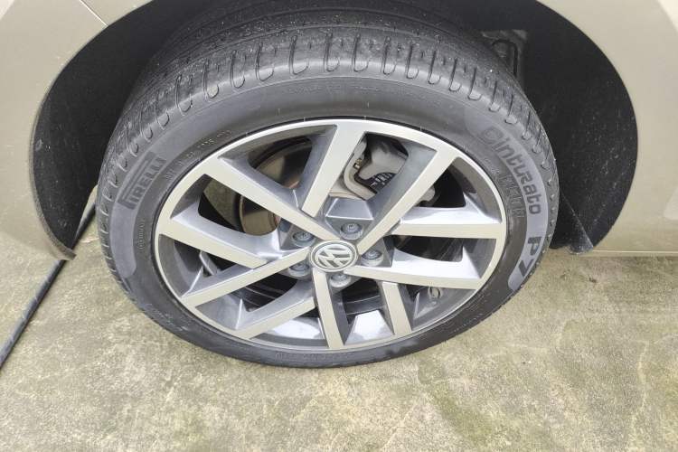 Used Volkswagen Golf 2020 200TSI DSG Comfortable and Ambitious Edition
