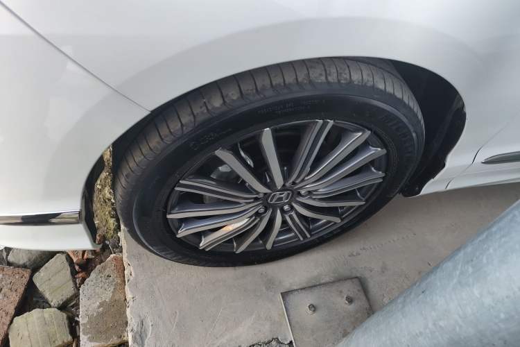 Used Honda Elysion 2022 2.0L eHEV Luxury First Edition
