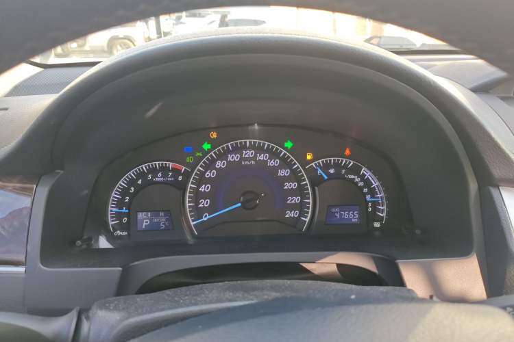 Used Toyota Camry 2016 2.0G 10th Anniversary Leading Edition
