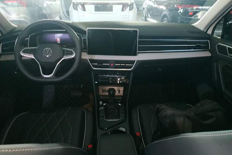 Used Volkswagen Tiguan L 