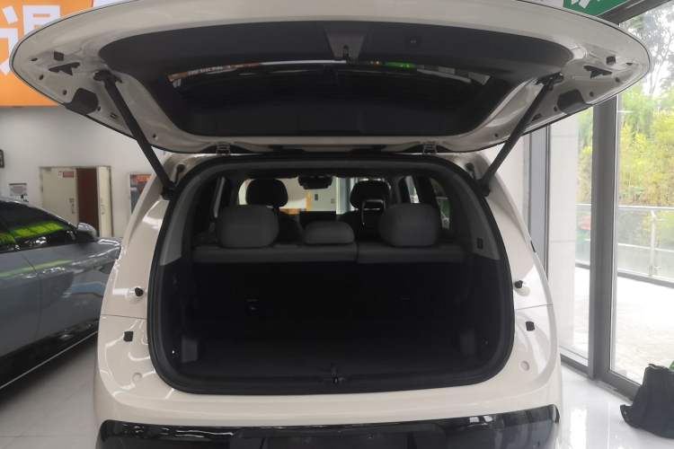 Used Zeekr MIX 2025 Long-Range Intelligent Driving Edition
