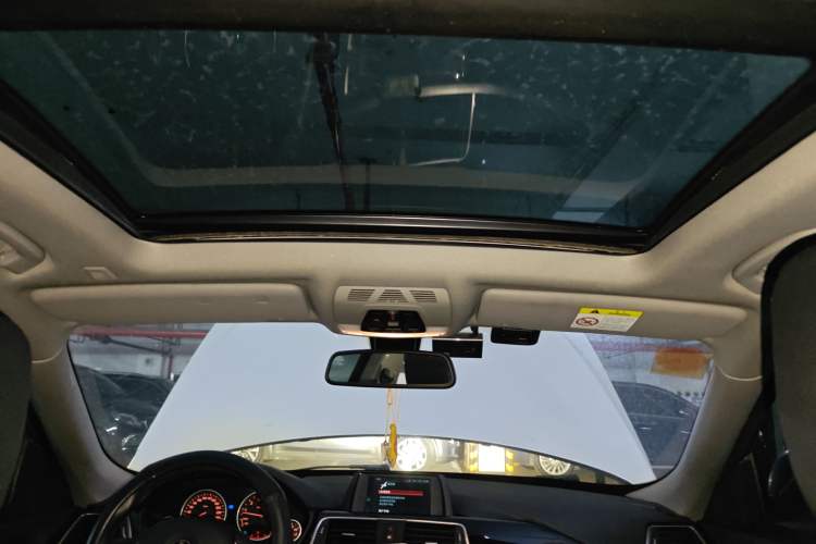 Used BMW 3 Series GT 2018 320i Sport Edition
