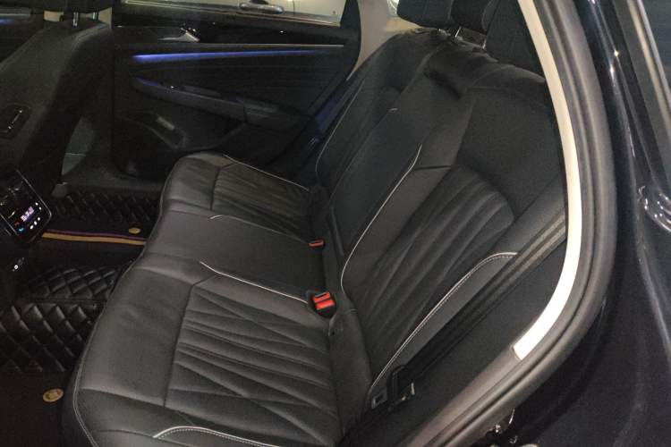 Used Volkswagen Passat 2022 330TSI Starry Luxury Edition
