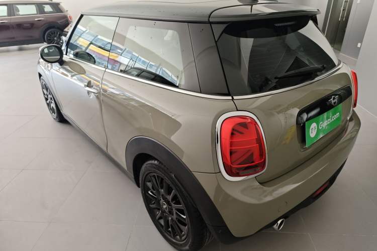 Used  MINI 2019 1.5T COOPER Classic Edition
