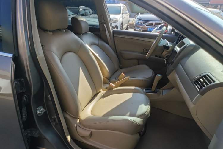 Used Nissan Sylphy 2016 Classic 1.6XE Automatic Leading Edition
