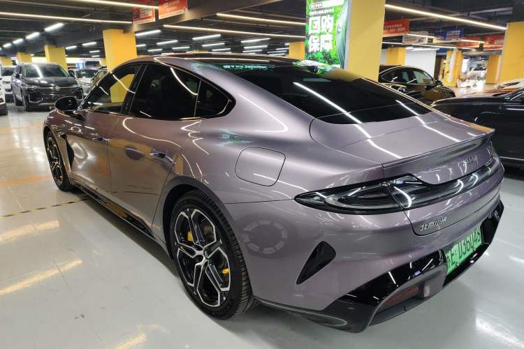 Used  SU7 2024 Four-Wheel Drive Ultra-Long Range Advanced Intelligent Driving Max Edition