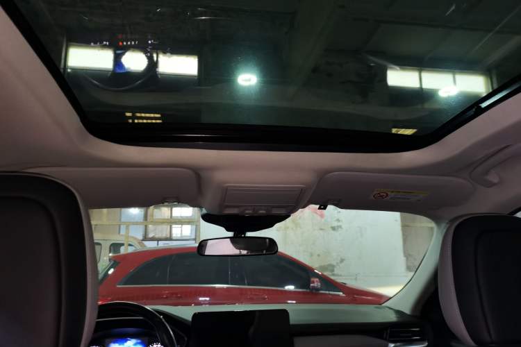 Used Ford Escape 2020 EcoBoost 245 Two-Wheel-Drive Titanium Edition
