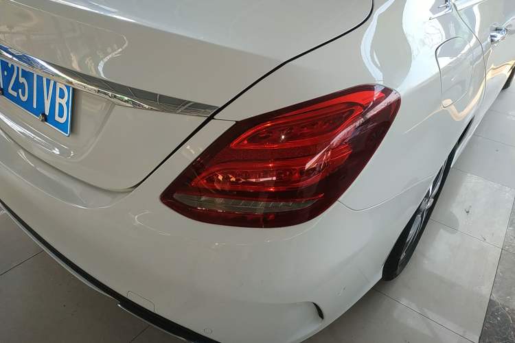 Used Mercedes-Benz C-Class 2018 C 180 L Fashion Edition Sport Version