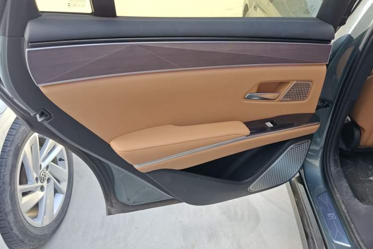 Used BYD Han L 2025 DM-p Four-Wheel-Drive LiDAR Flagship Model
