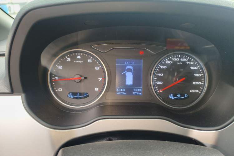 Used  M4 2019 Business & Travel Series 2.0L Manual Speed Edition China VI Standard