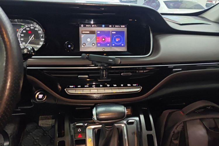 Used GAC Trumpchi M6 2019 270T DCT Luxury Edition (7-seater) China VI