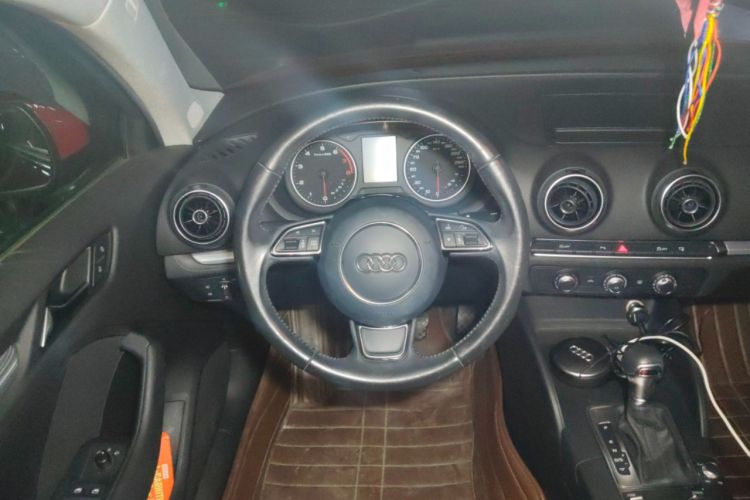 Used Audi A3 2014 Limousine 35 TFSI Automatic Fashion Model