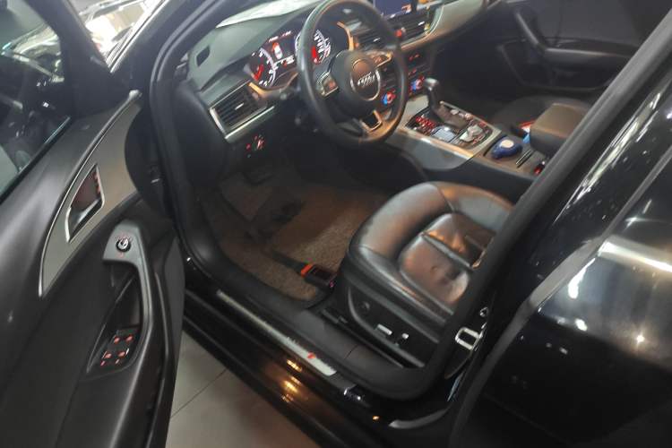 Used Audi A6L 2018 30th Anniversary Edition 35 TFSI Sport Edition
