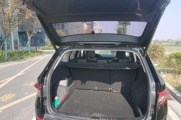 Used Skoda Kodiaq 2018 TSI330 5-Seater Two-Wheel-Drive Luxury Edition
