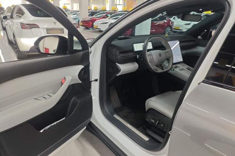 Used Nio ES6 2024 75 kWh