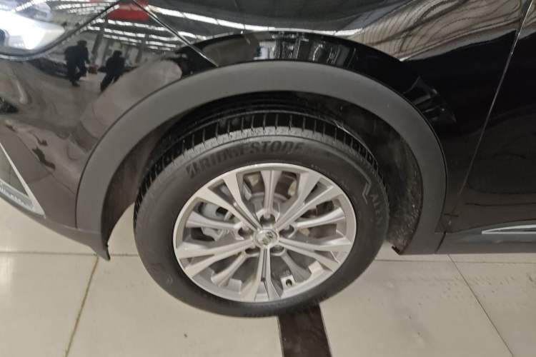 Used Buick Envision 2021 Encore Plus 652T Five-Seat All-Wheel-Drive Luxury Model
