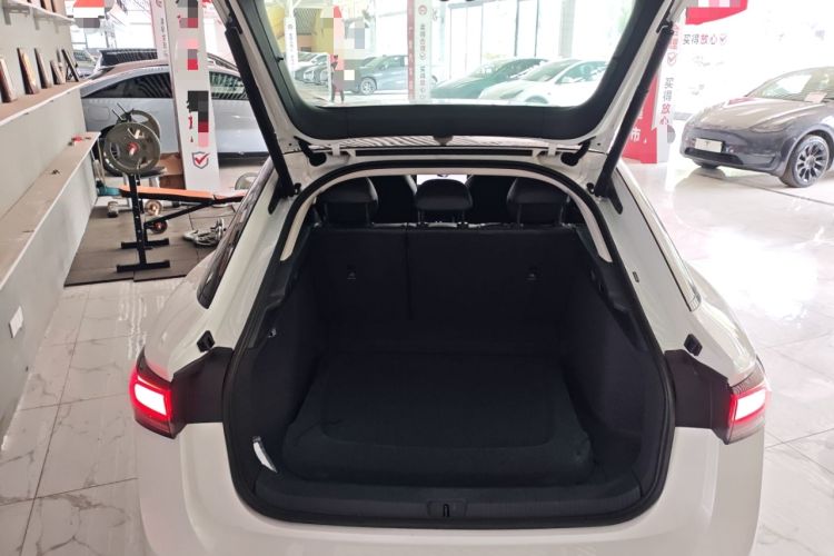 Used Volkswagen ID.7 VIZZION 2024 AIR model
