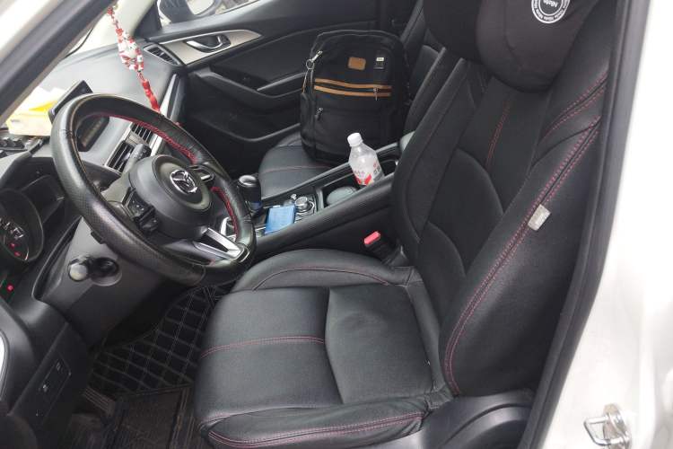 Used Mazda Mazda 3 Axela 2017 Hatchback 2.0L Automatic Luxury Model Emission Standard China V