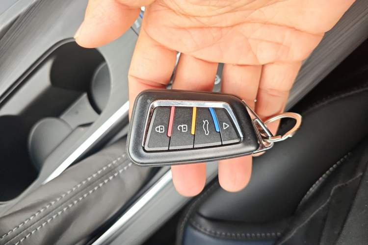 Used Buick Velite 6 2023 430km Range Commuter Version
