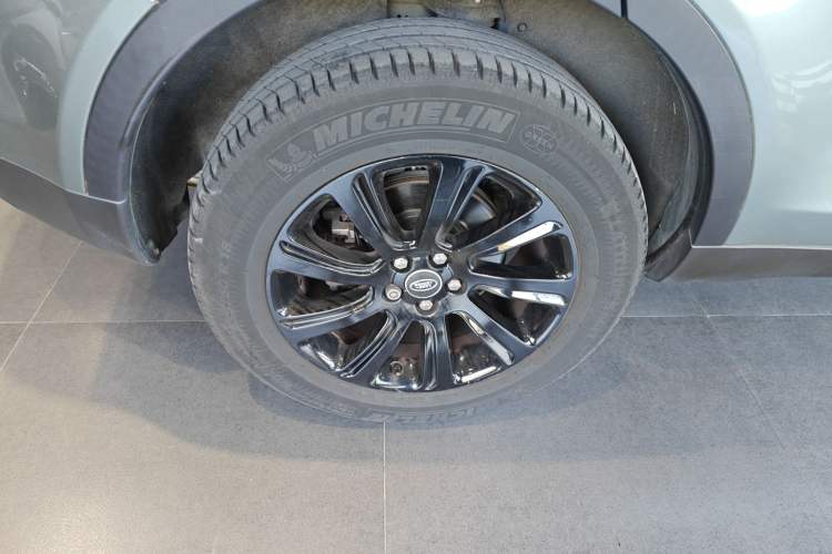 Used Land Rover Discovery Sport 2017 2.0T SE
