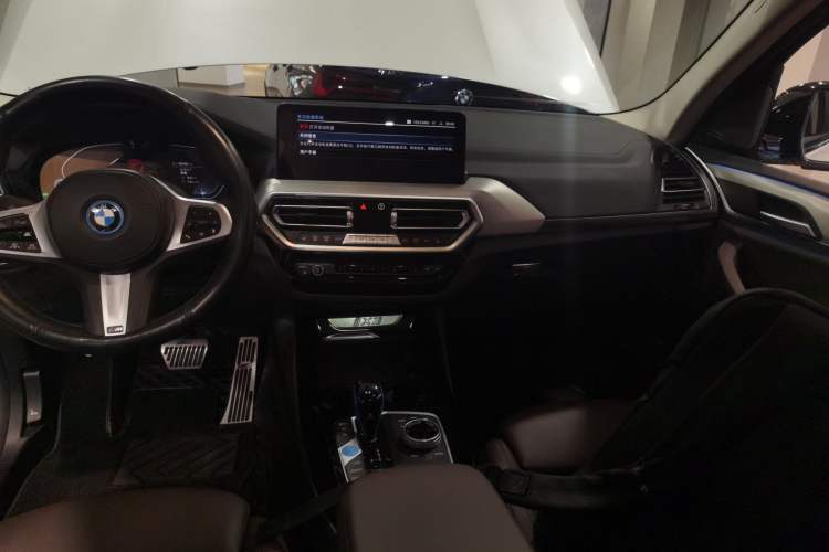 Used BMW iX3 2022 Leading Type
