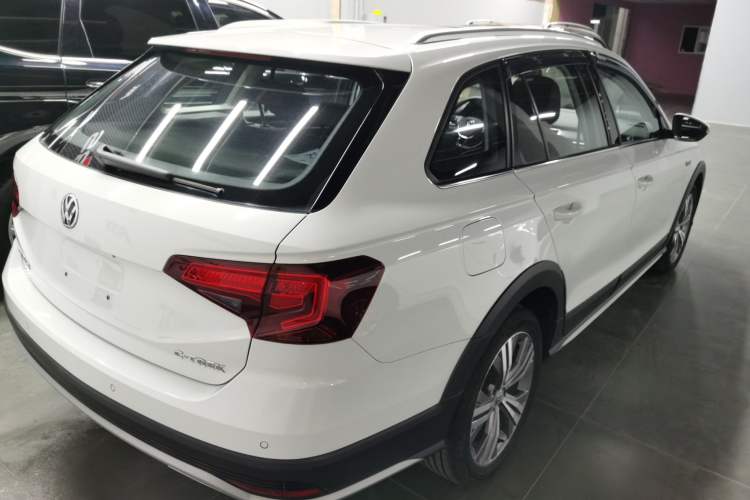 Used Volkswagen C-TREK 2020 1.5L Automatic Comfort Model
