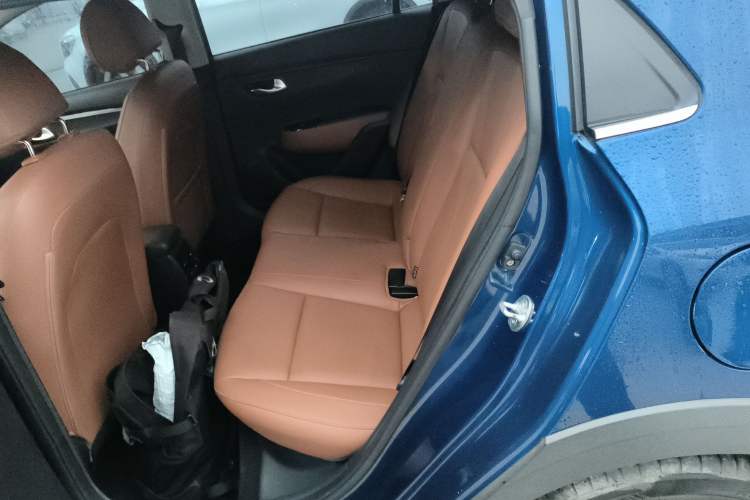 Used Kia KX Cross 2017 1.4L AT GLS