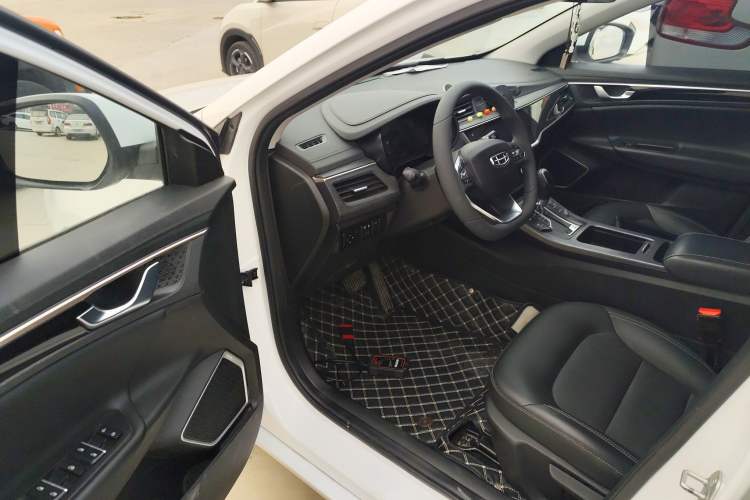 Used Geely Auto Emgrand GL 2021 UP 1.4T CVT Leading Edition
