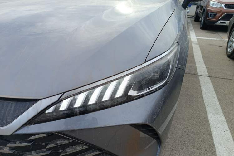 Used BYD Qin PLUS 2025 DM-i Smart Drive 55KM Leading Model