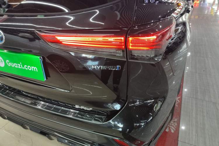 Used Toyota Crown Land Cruiser 2021 2.5L HEV Four-Wheel Drive Premium Edition
