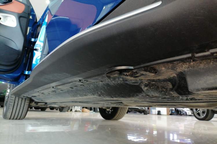 Used Mercedes-Benz GLC 2023 GLC 300 L 4MATIC Luxury Model 5 Seats
