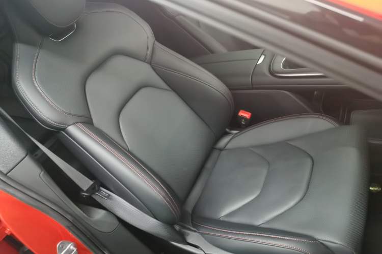 Used  SU7 2024 Rear-Drive Ultra-Long Range Advanced Pro-Level Intelligent Driving Version
