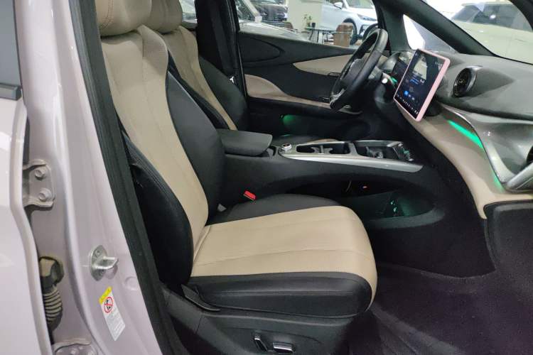 Used BYD Dolphin 2025 Intelligent Driving Version 520km Range Knight Edition
