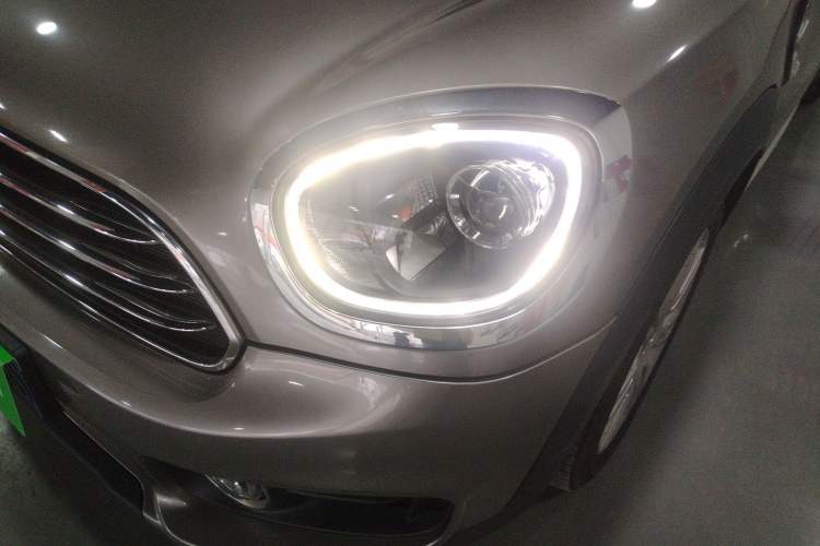 Used  Countryman 2019 1.5T COOPER Artist Weekend Travel Edition
