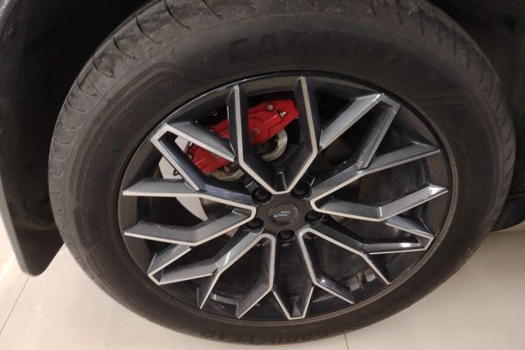 Used Oshan Z6 New Energy 2023 ZhiDian iDD 150KM Flagship PLUS Smart Parking Edition
