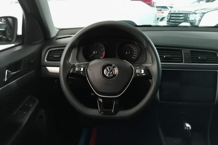 Used Volkswagen Lavida 2017 1.6L Automatic Fashion Edition