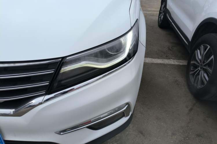 Used Roewe RX5 2018 20T Two-Wheel Drive Automatic Flagship Edition
