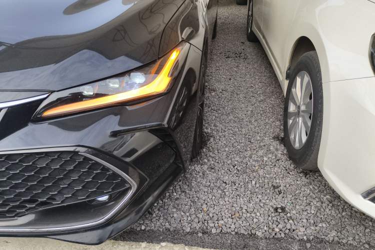 Used Toyota Avalon 2023 2.5L Luxury Edition