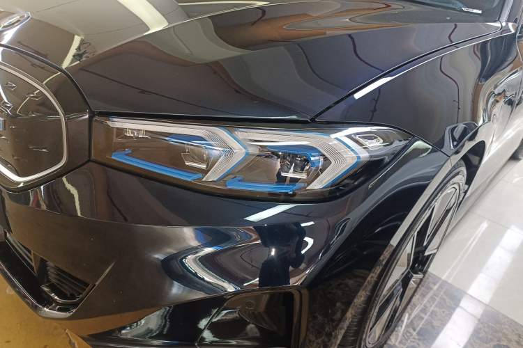 Used BMW i3 2024 eDrive 40 L Midnight Sports Package
